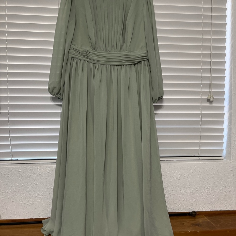 Chic Sage Green Wedding Dress